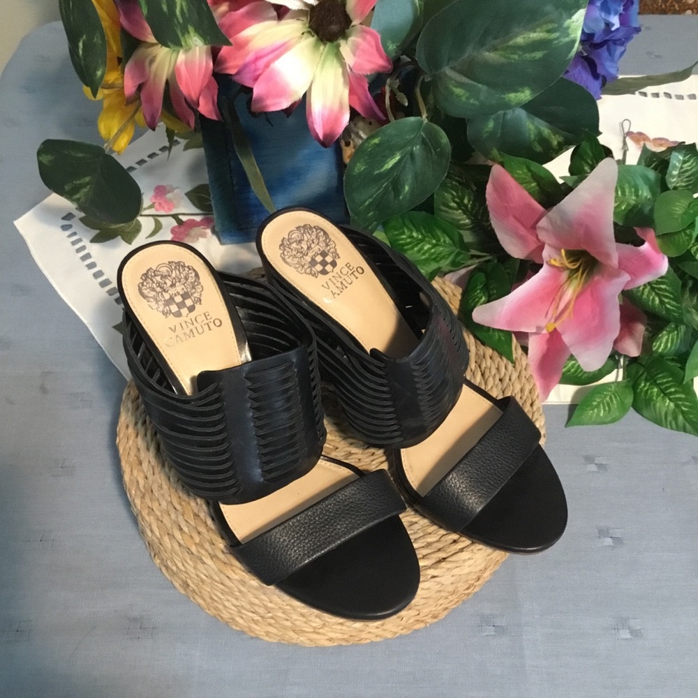 🌹HOST PICK🌹 VINCE CAMUTO BLACK STRAPS SLIP ON SHOES/ “4 HEEL/ SIZE 8/ NWOT - Picture 2 of 5